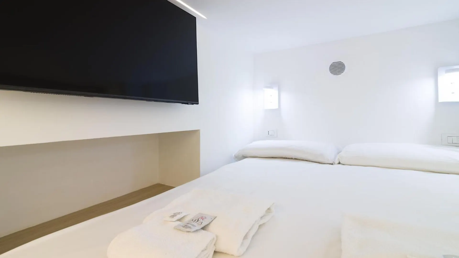 Tiny House Darsena Apartment Milan